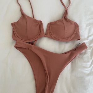 Bikini! Medium